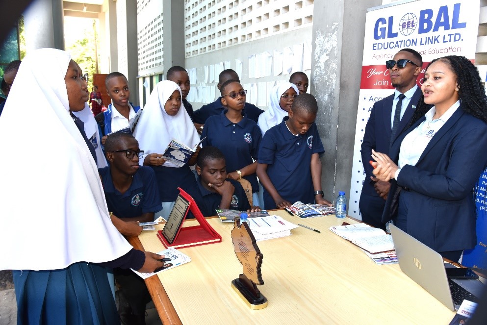 On 24th May 2025, Chang’ombe Demonstration Secondary School held a Career Expo and Mentorship Event at the DUCE premises. 
